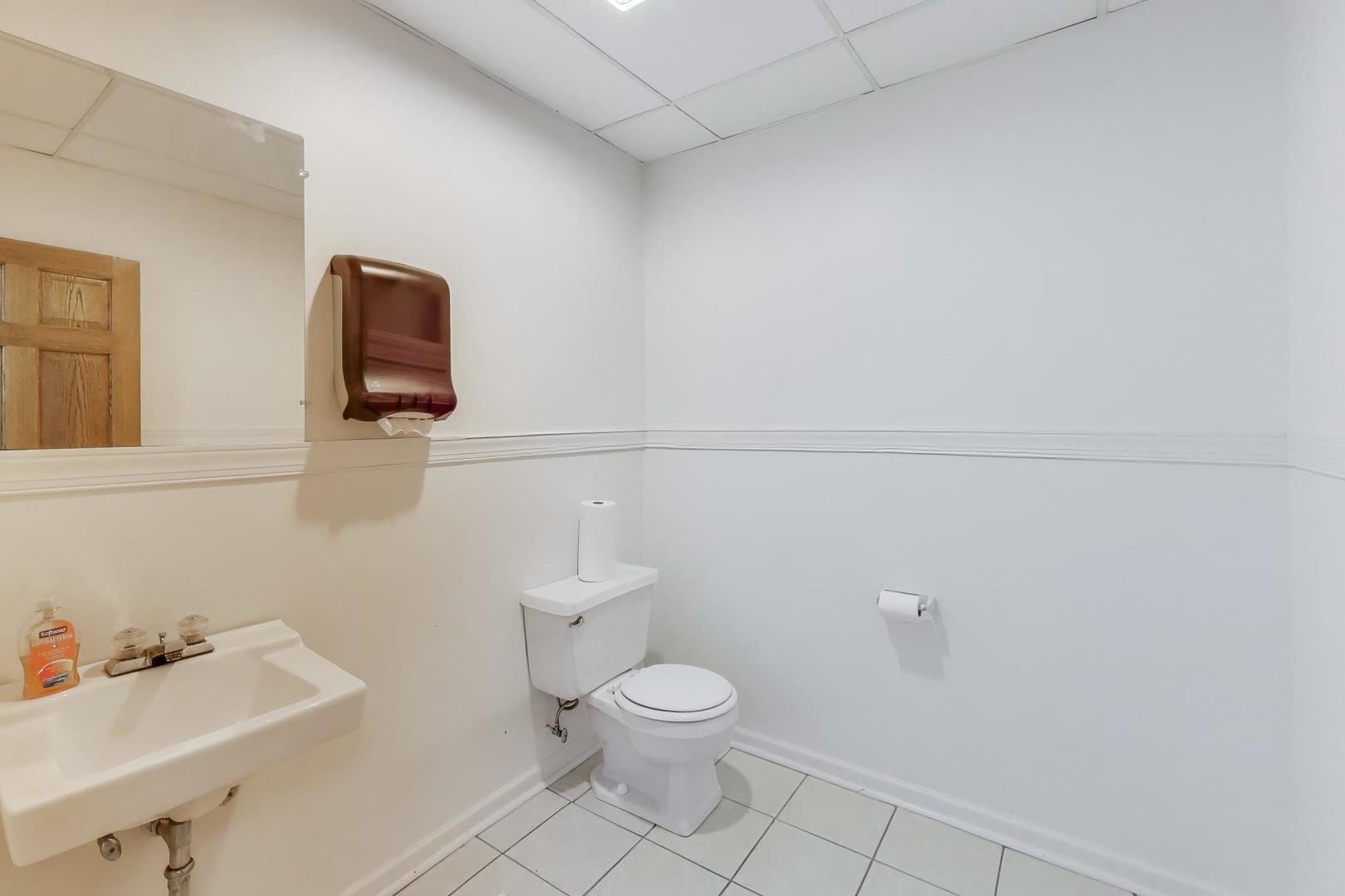 7401 Madison Street #1, Forest Park, IL 60130