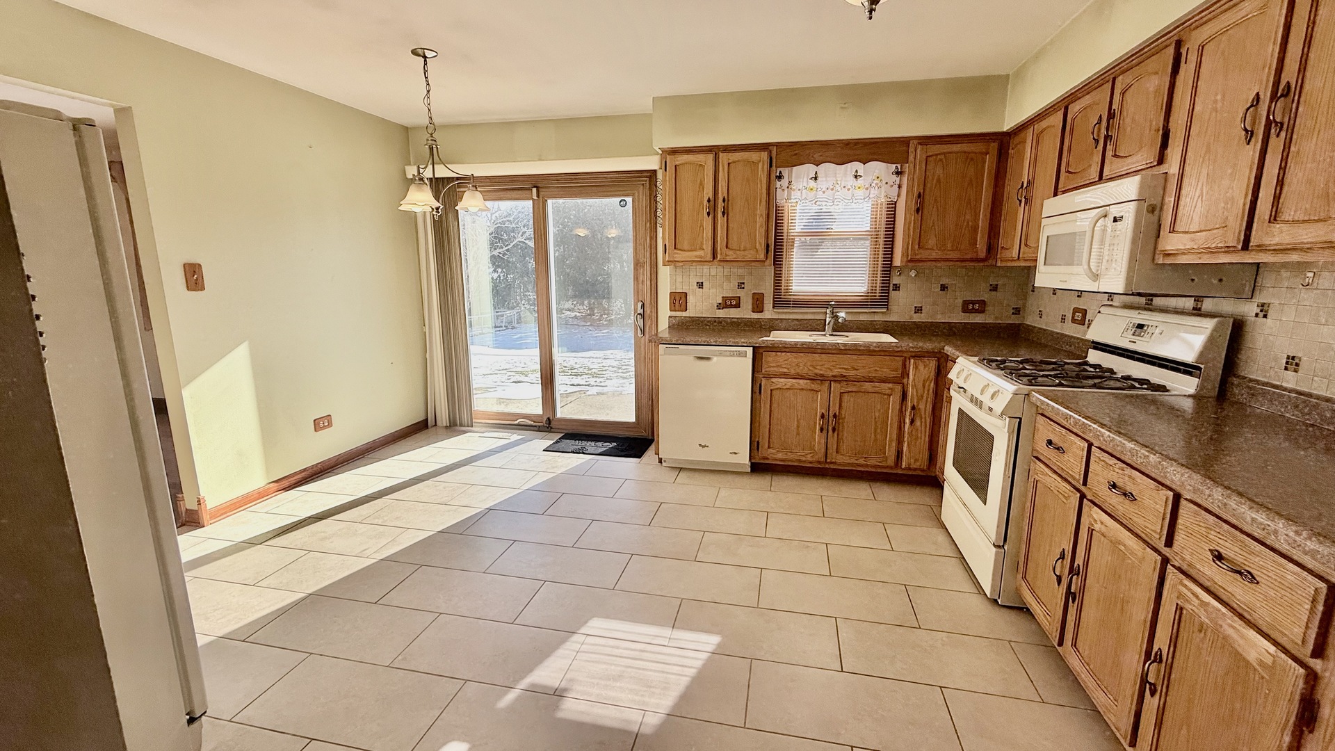 7745 Woodstock Drive, Tinley Park, IL 60477