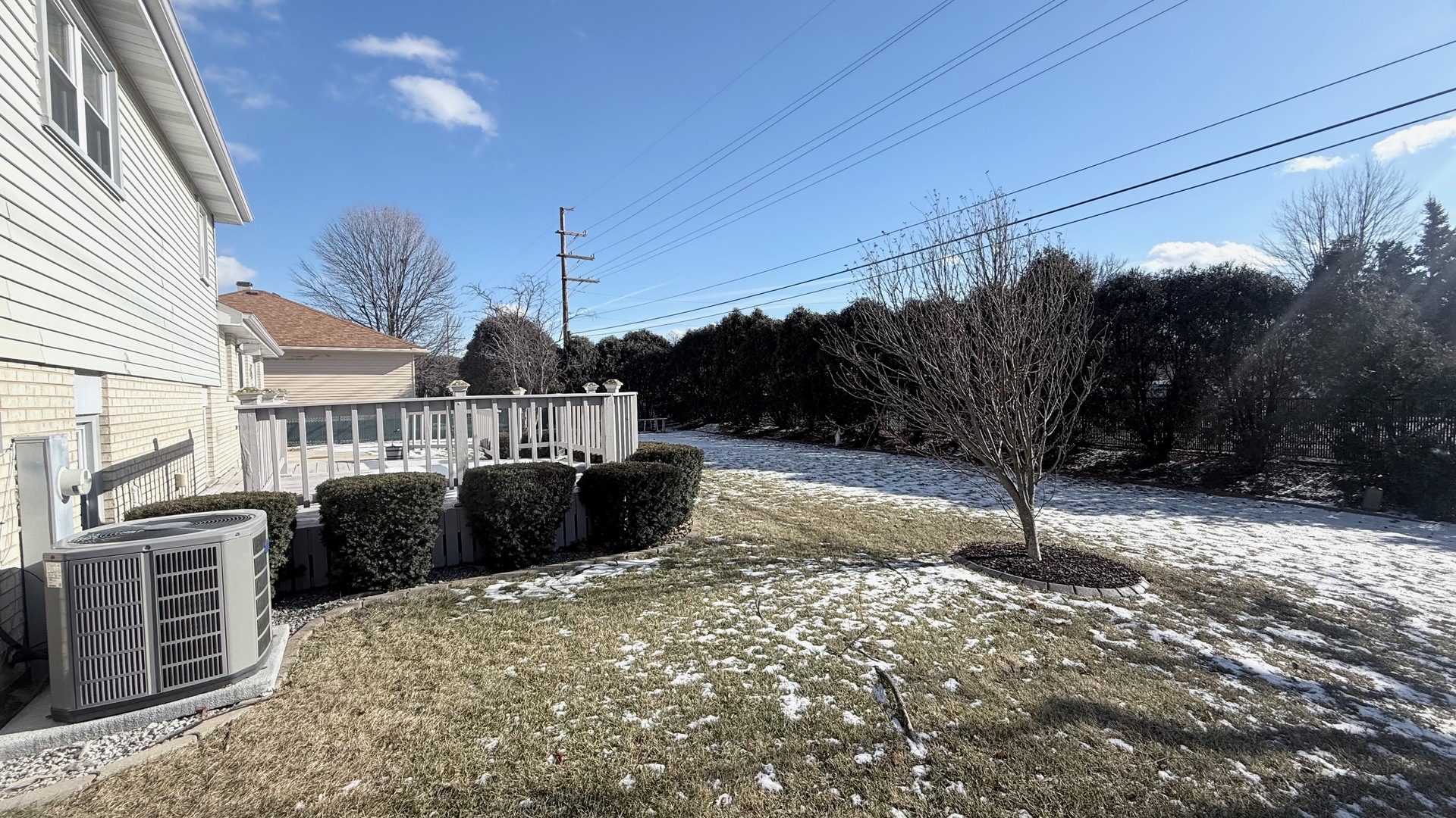 7745 Woodstock Drive, Tinley Park, IL 60477