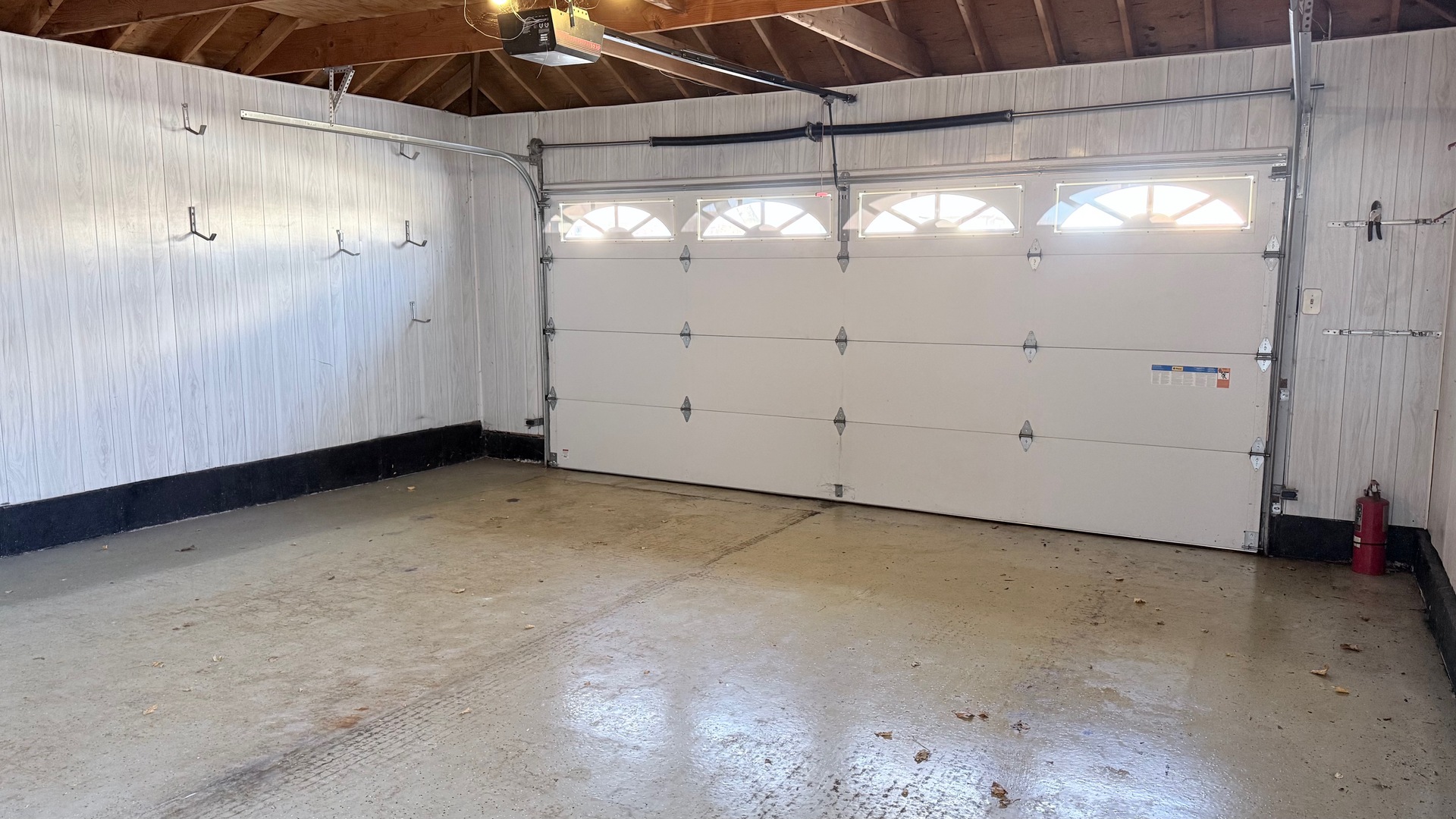 7745 Woodstock Drive, Tinley Park, IL 60477