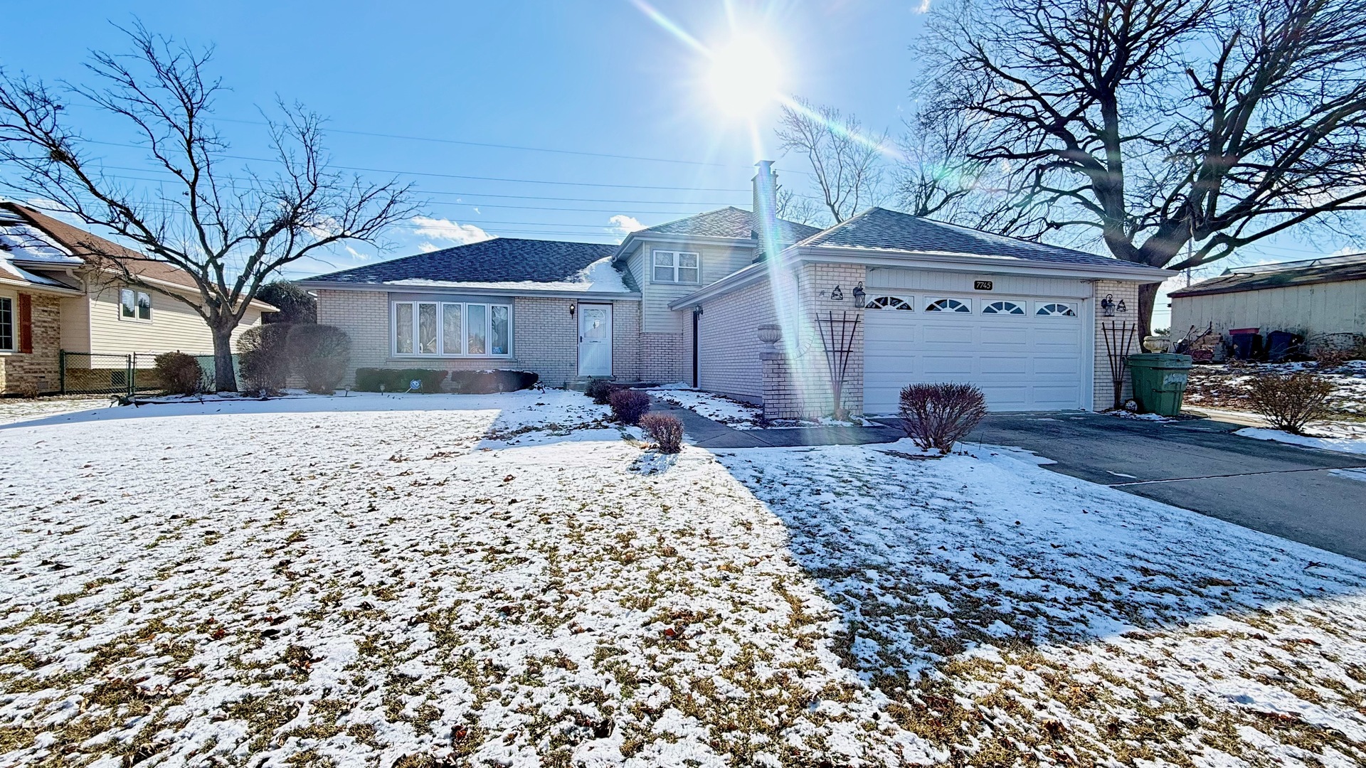 7745 Woodstock Drive, Tinley Park, IL 60477