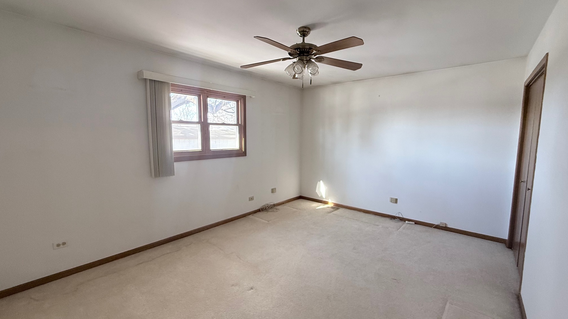 7745 Woodstock Drive, Tinley Park, IL 60477