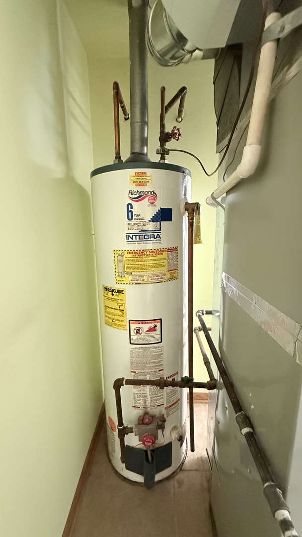 7745 Woodstock Drive, Tinley Park, IL 60477