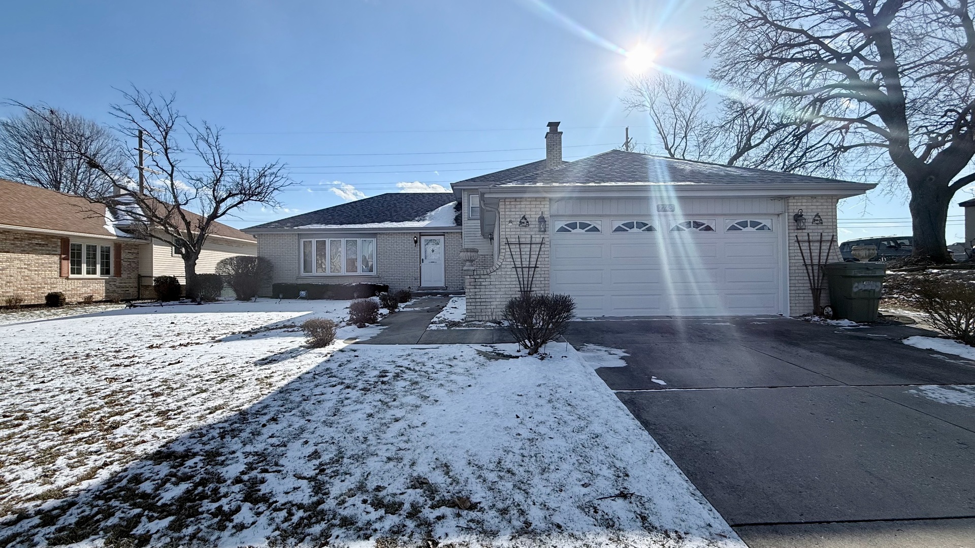 7745 Woodstock Drive, Tinley Park, IL 60477