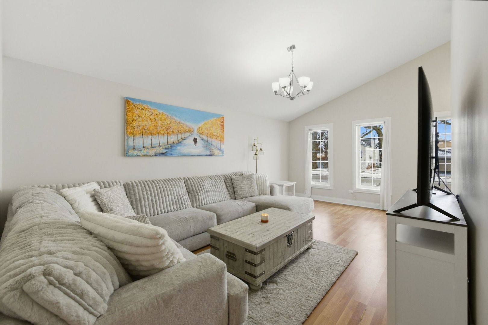 8808 Meade Avenue, Oak Lawn, IL 60453