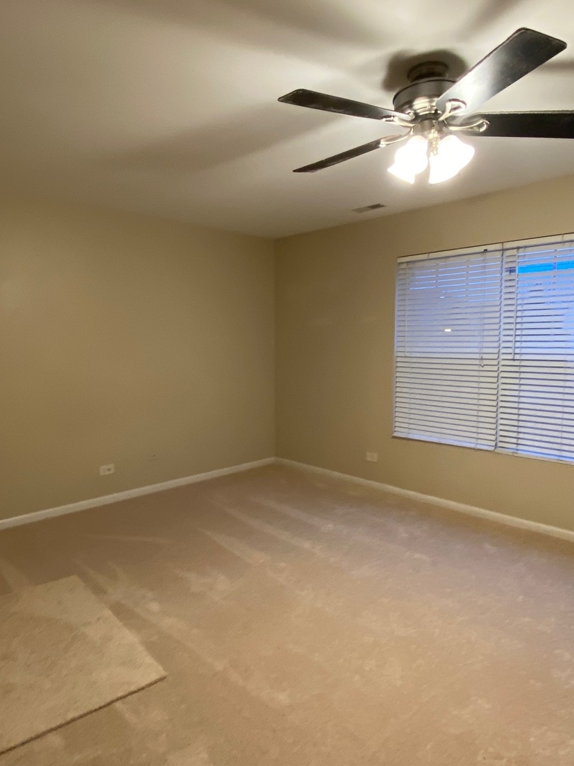 364 GRAPE VINE Trail, Oswego, IL 60543