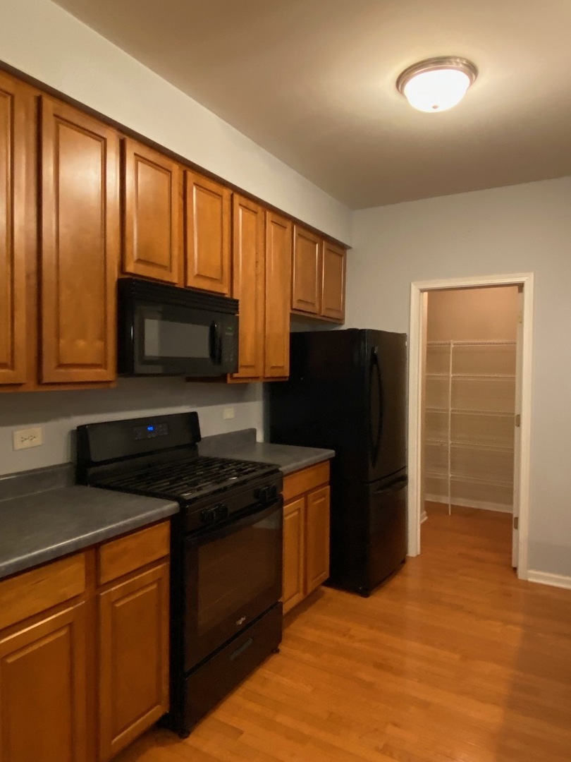 364 GRAPE VINE Trail, Oswego, IL 60543