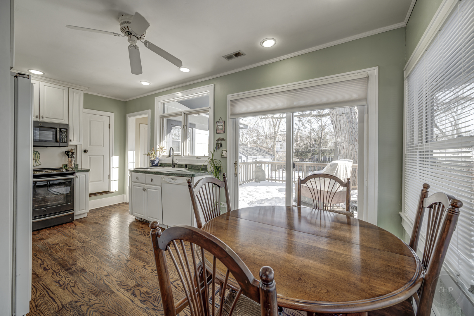 731 Western Avenue, Glen Ellyn, IL 60137