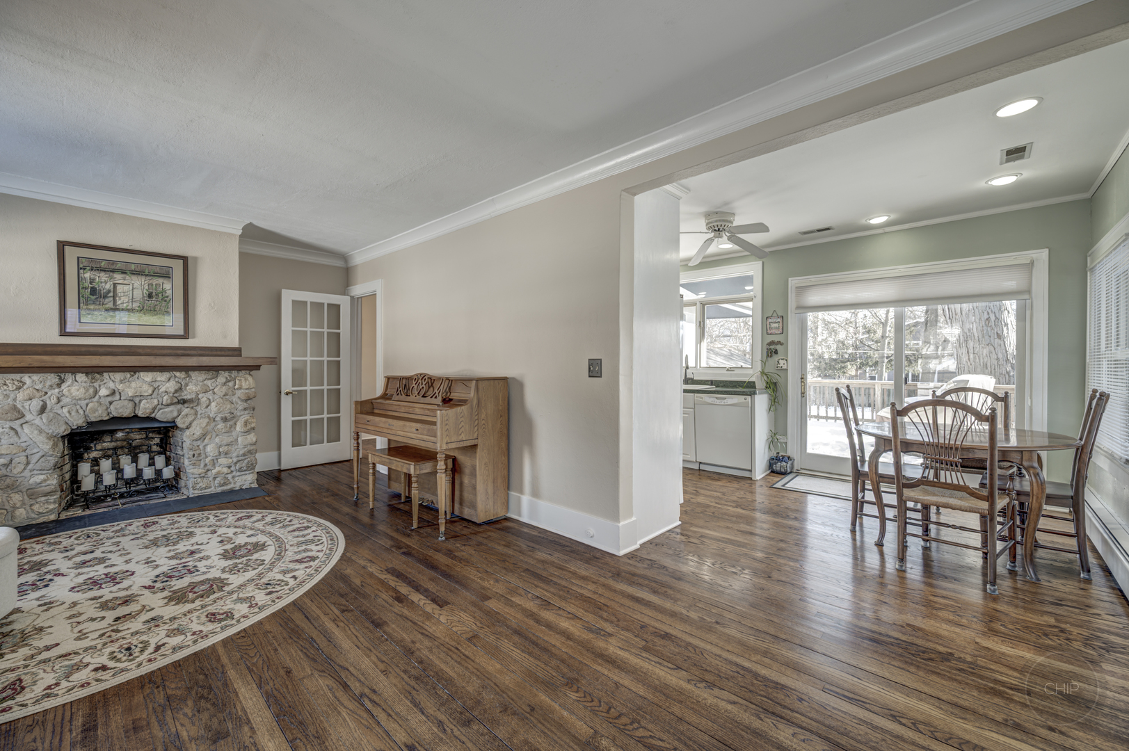 731 Western Avenue, Glen Ellyn, IL 60137