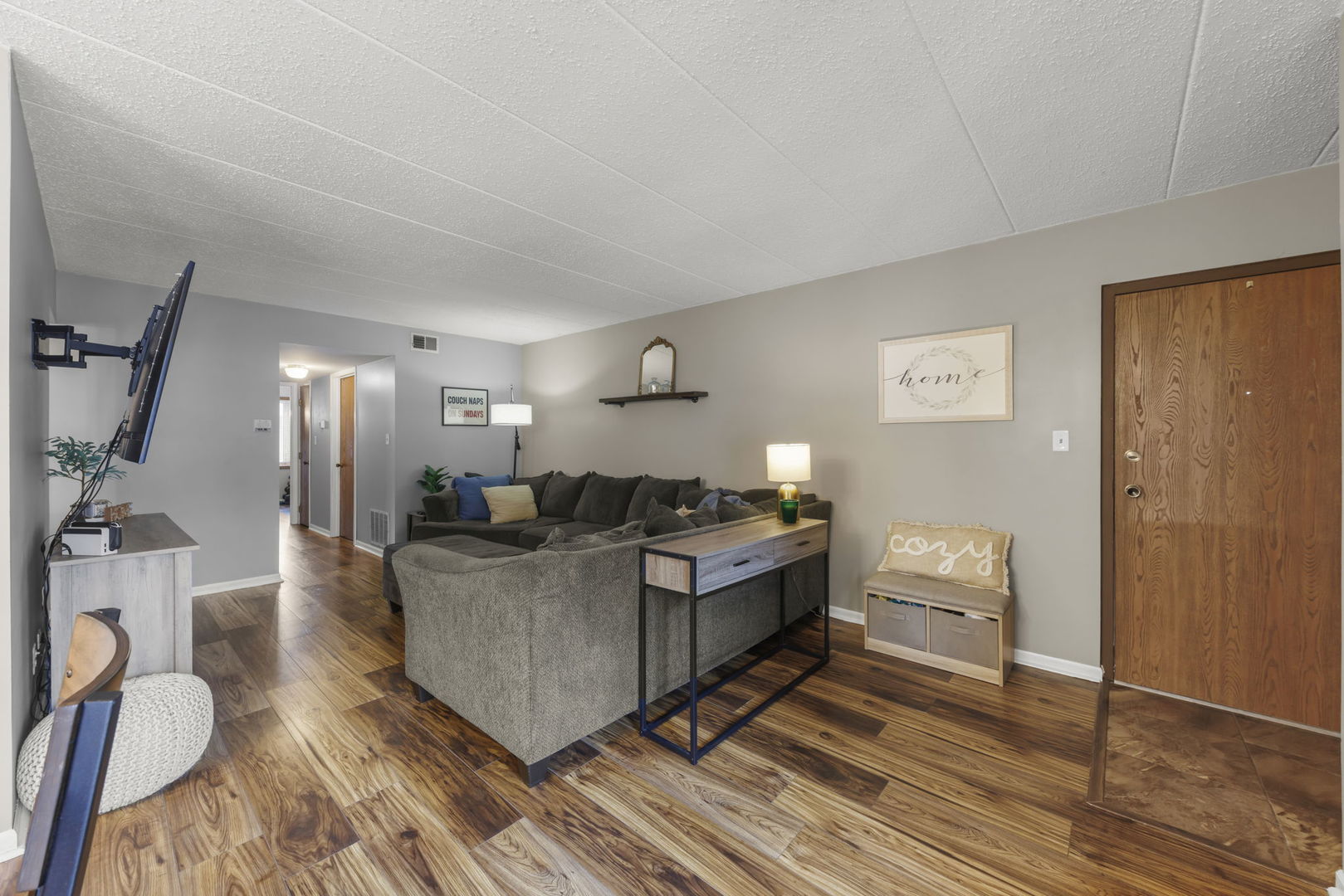 15718 Revere Court #B, Oak Forest, IL 60452