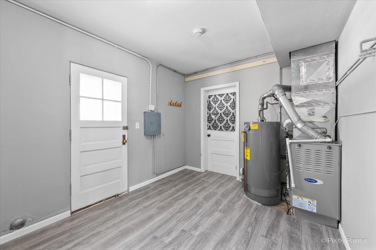 2629 N McAree Road, Waukegan, IL 60087