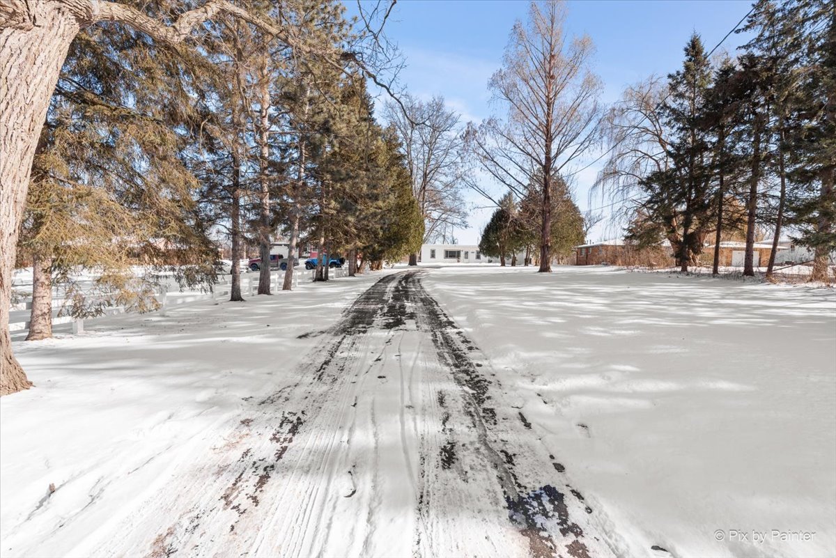 2629 N McAree Road, Waukegan, IL 60087