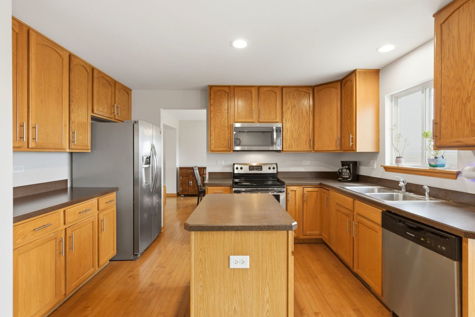 2932 Shetland Lane, Montgomery, IL 60538