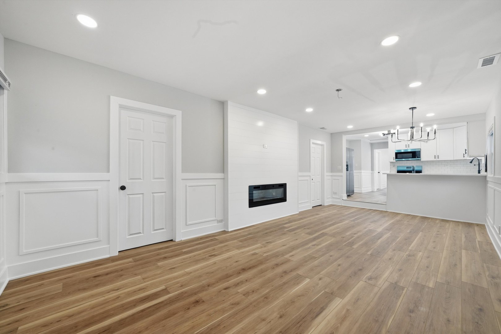 8903 Central Avenue, Oak Lawn, IL 60453