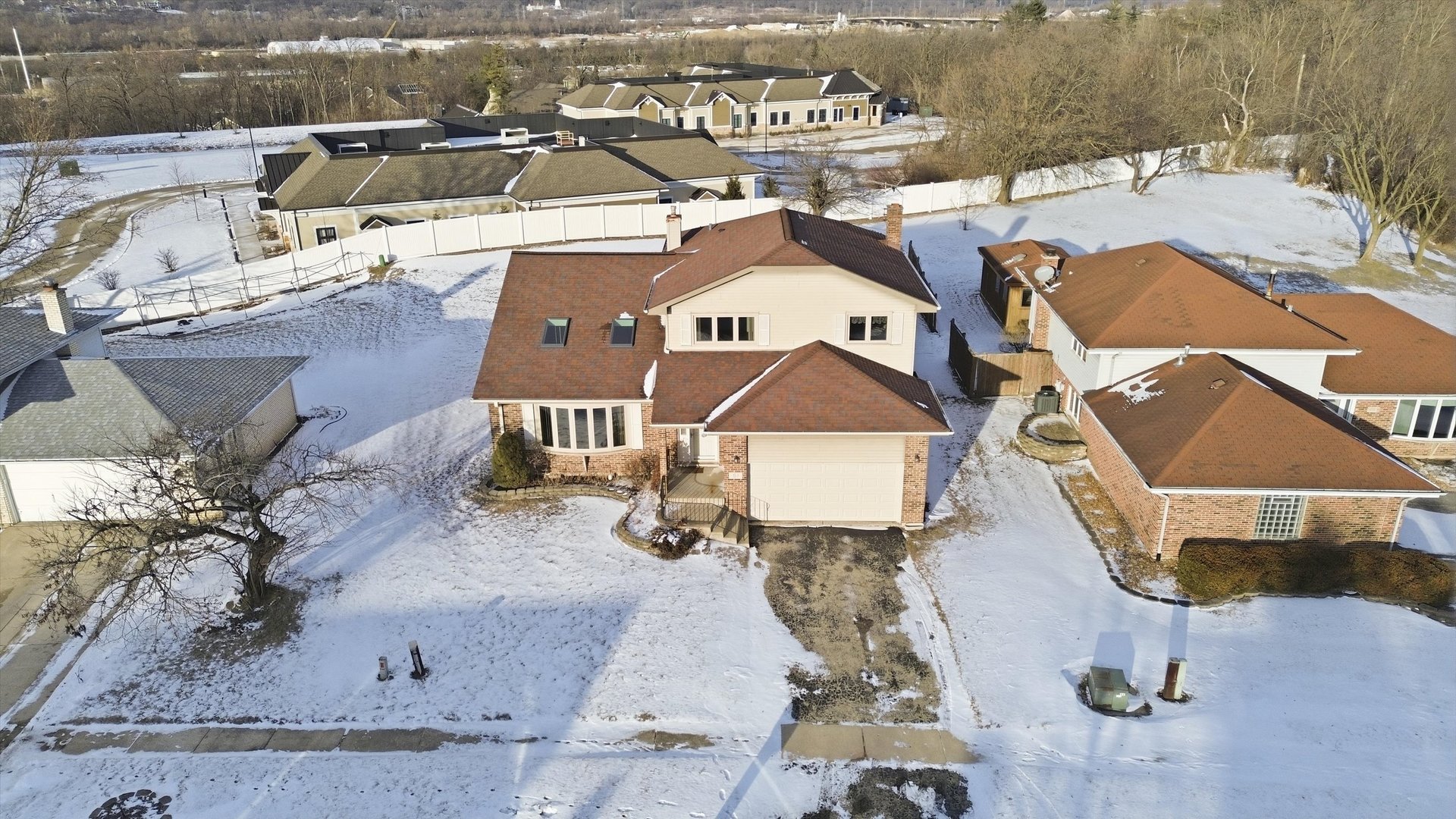 51 Evergreen Drive, Lemont, IL 60439