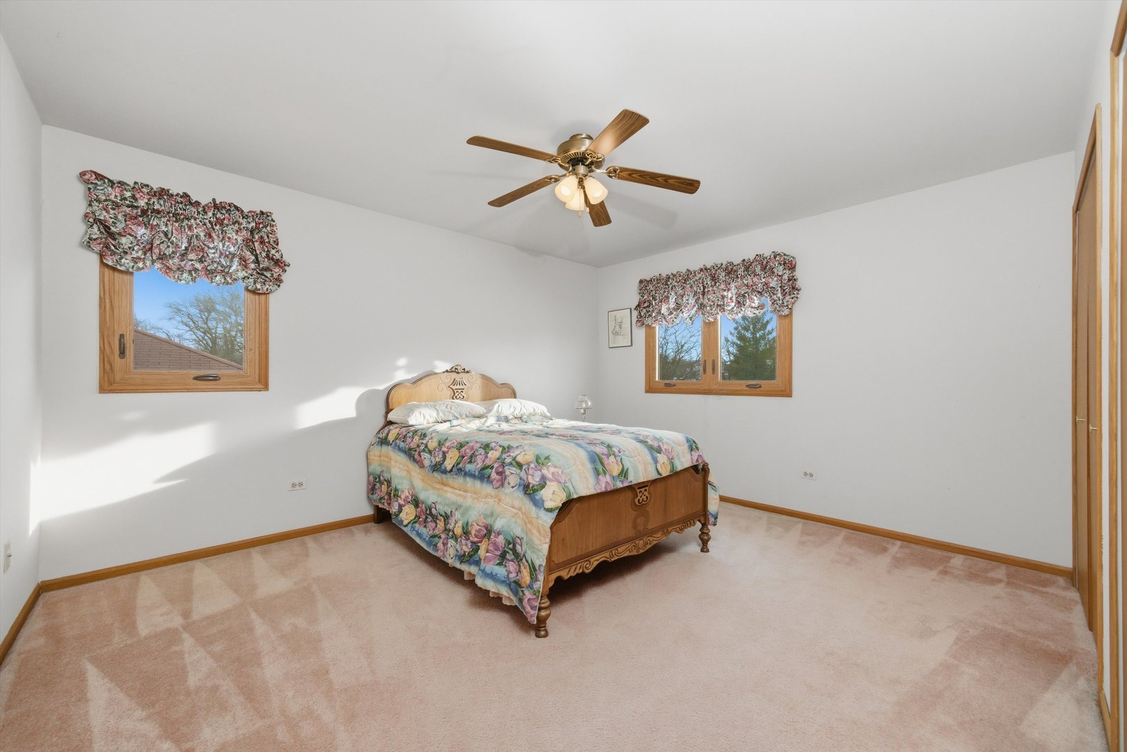 51 Evergreen Drive, Lemont, IL 60439