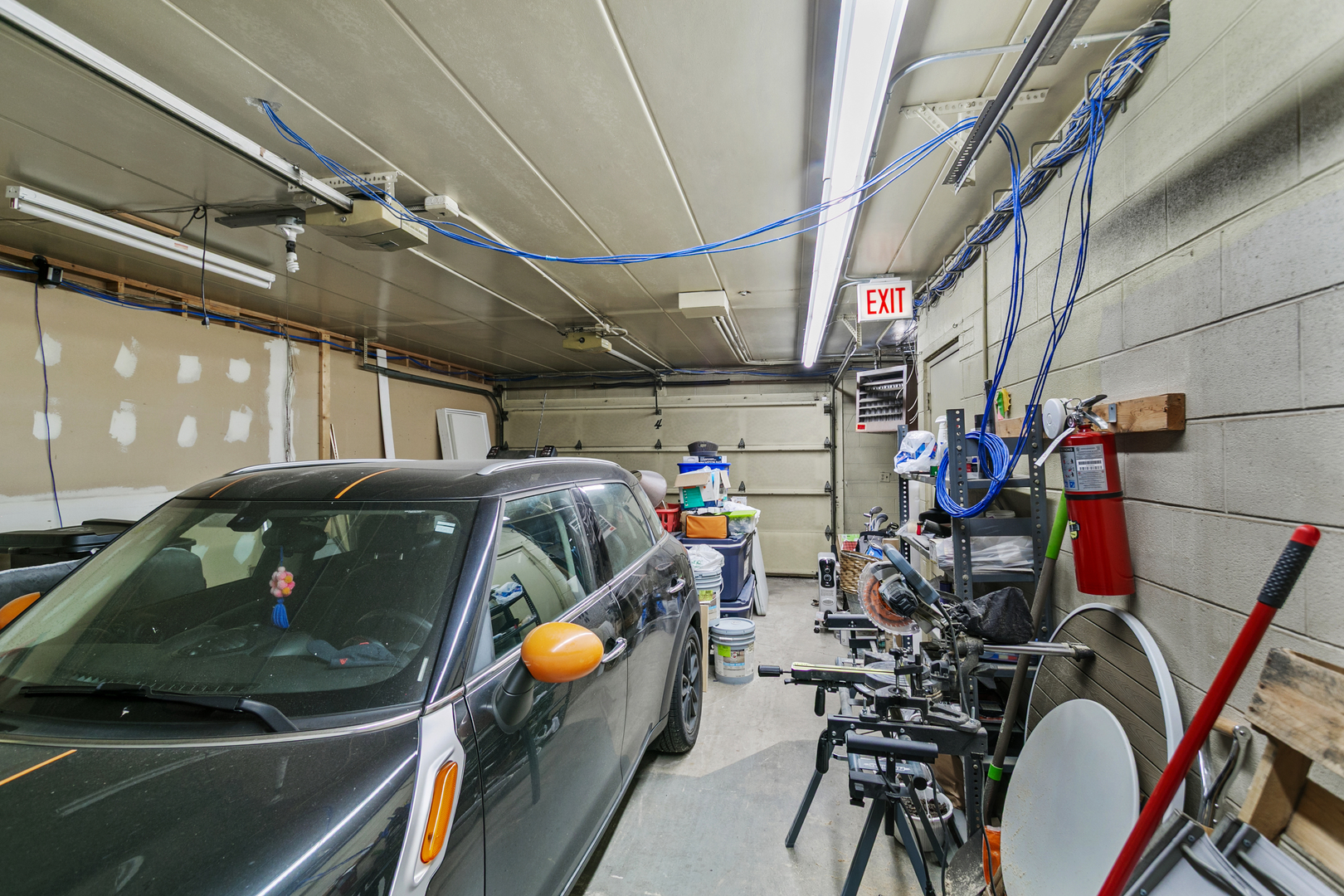 9757 S Kedzie Avenue, Evergreen Park, IL 60805