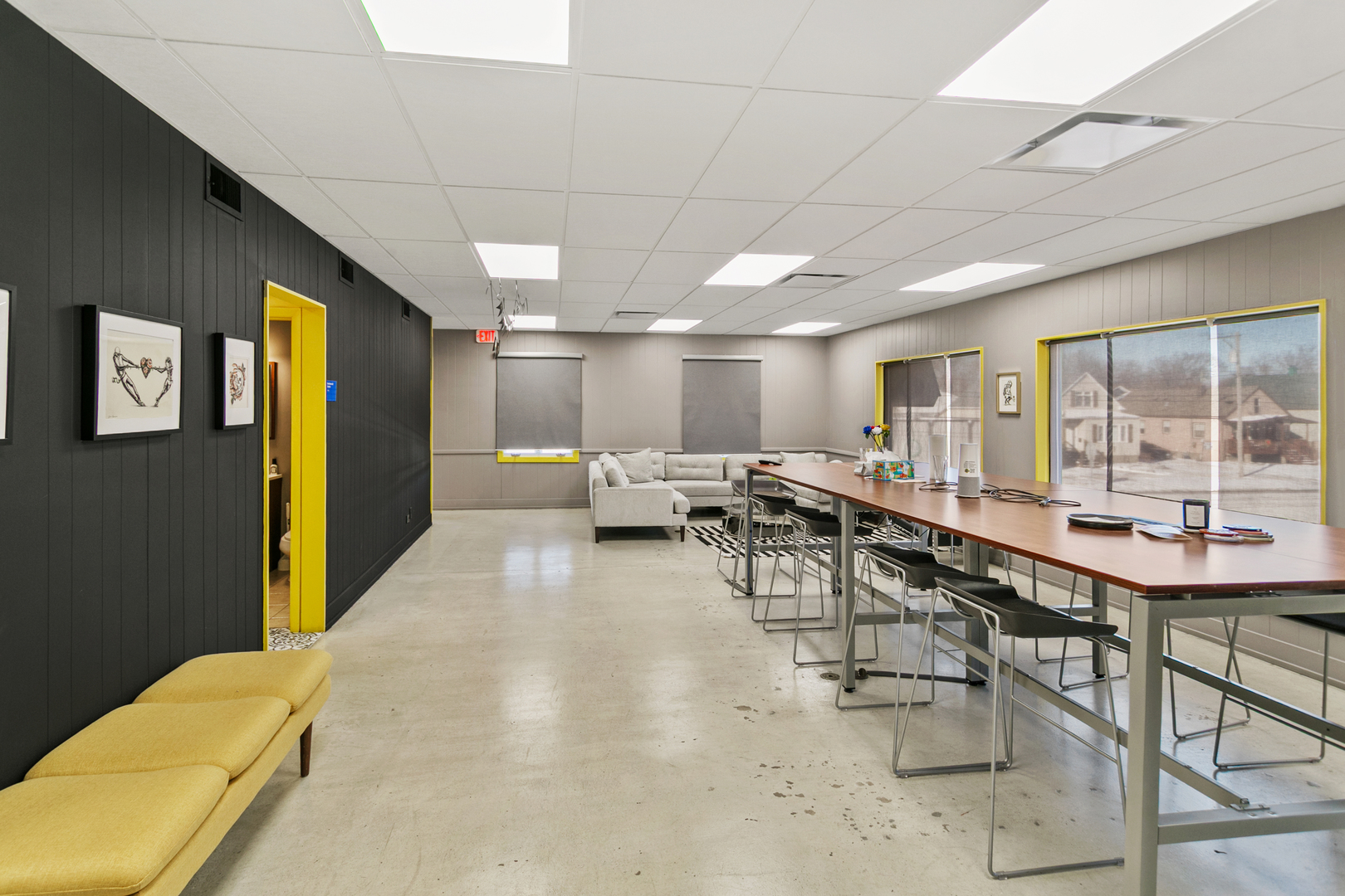 9757 S Kedzie Avenue, Evergreen Park, IL 60805