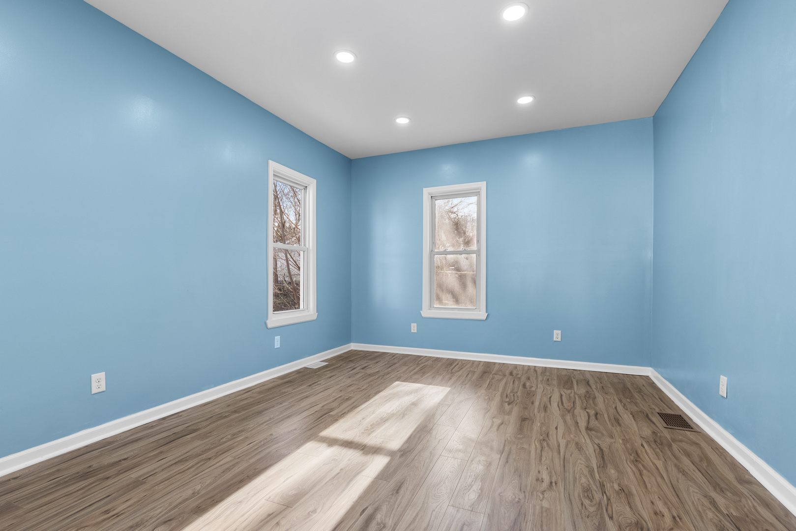 1315 Benton Street, Rockford, IL 61107