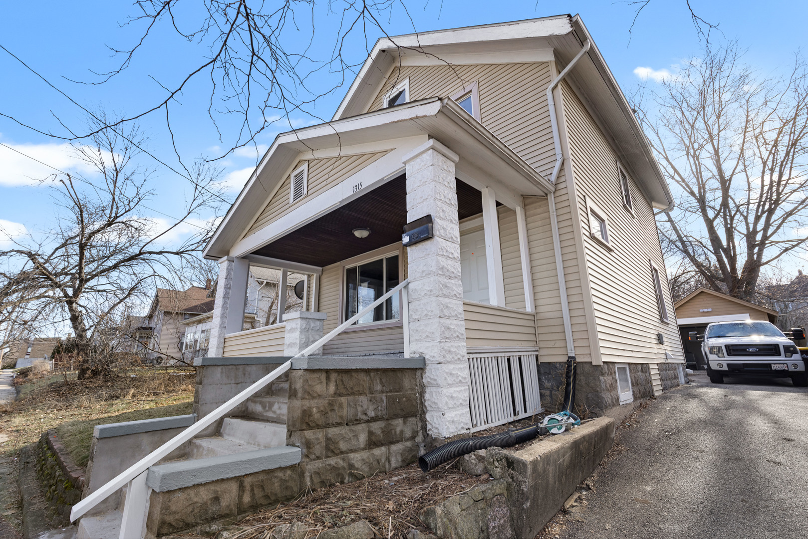 1315 Benton Street, Rockford, IL 61107