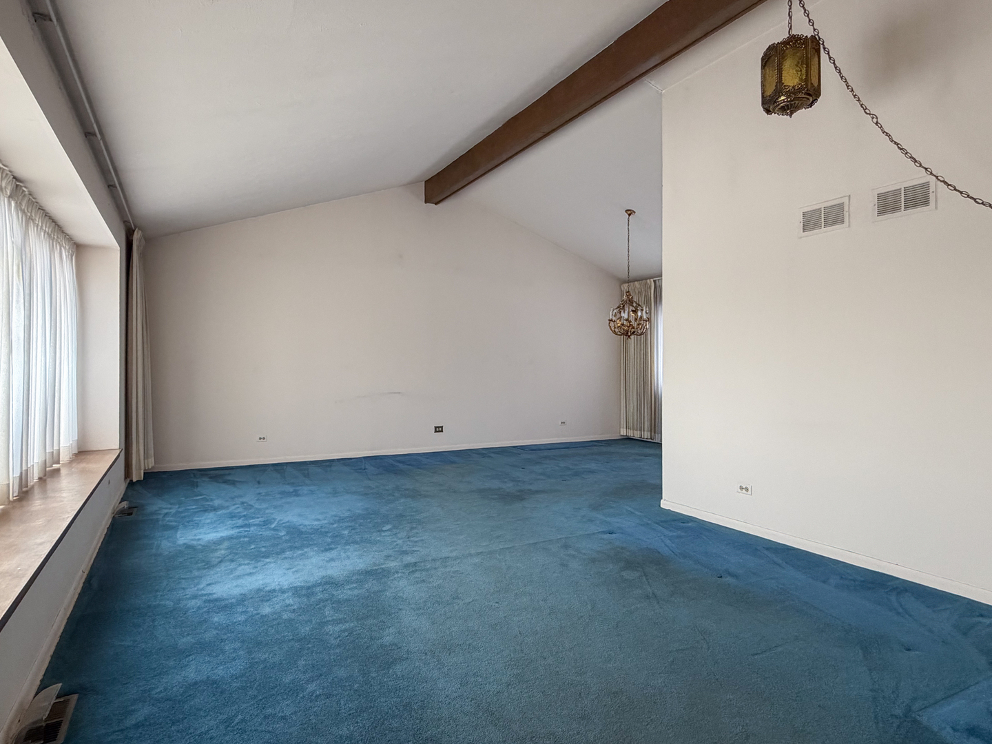 824 N Harrow Court, Addison, IL 60101