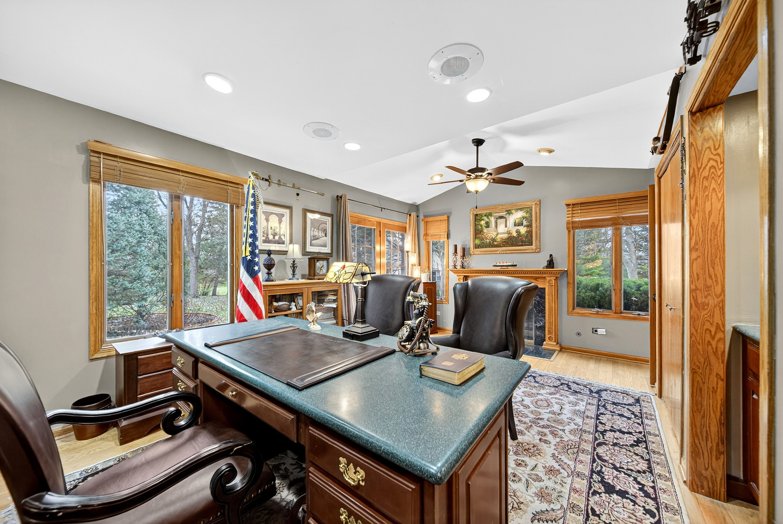 1404 Amy Lane, Libertyville, IL 60048