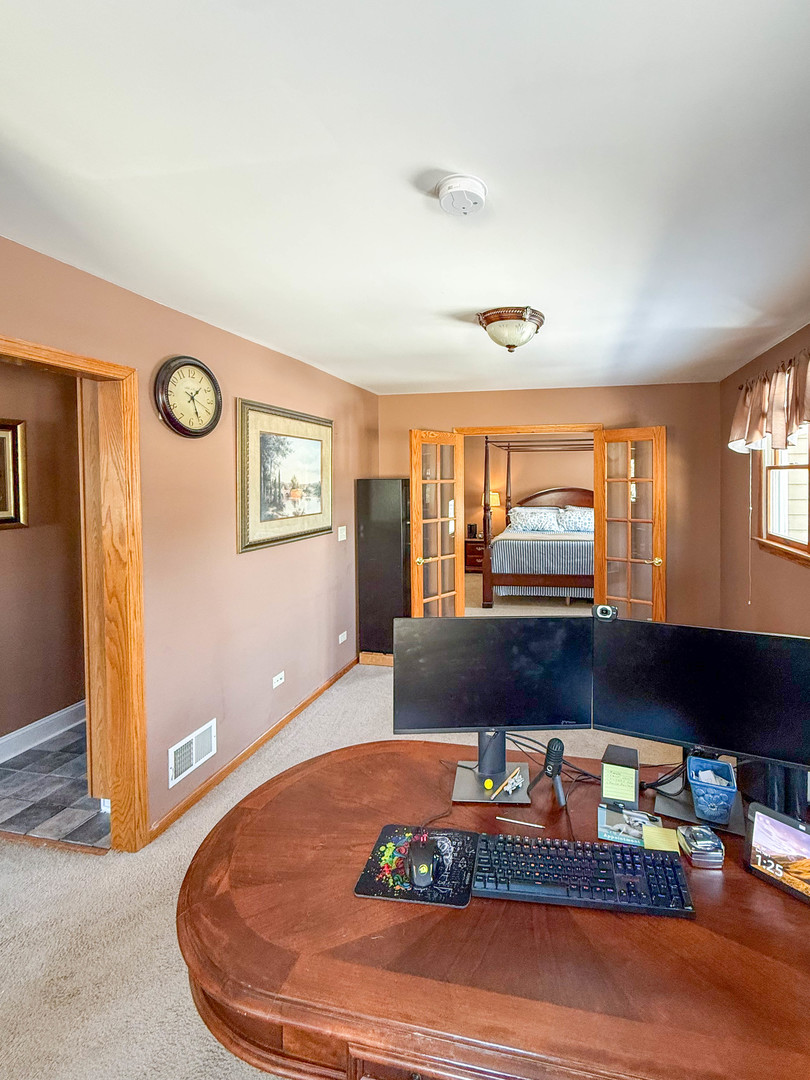 1404 Amy Lane, Libertyville, IL 60048