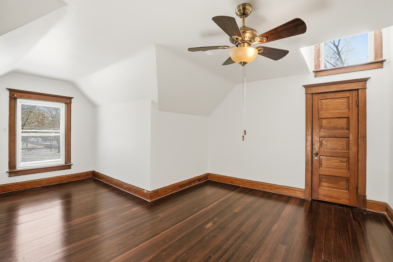 307 W Curtis Street, Grant Park, IL 60940