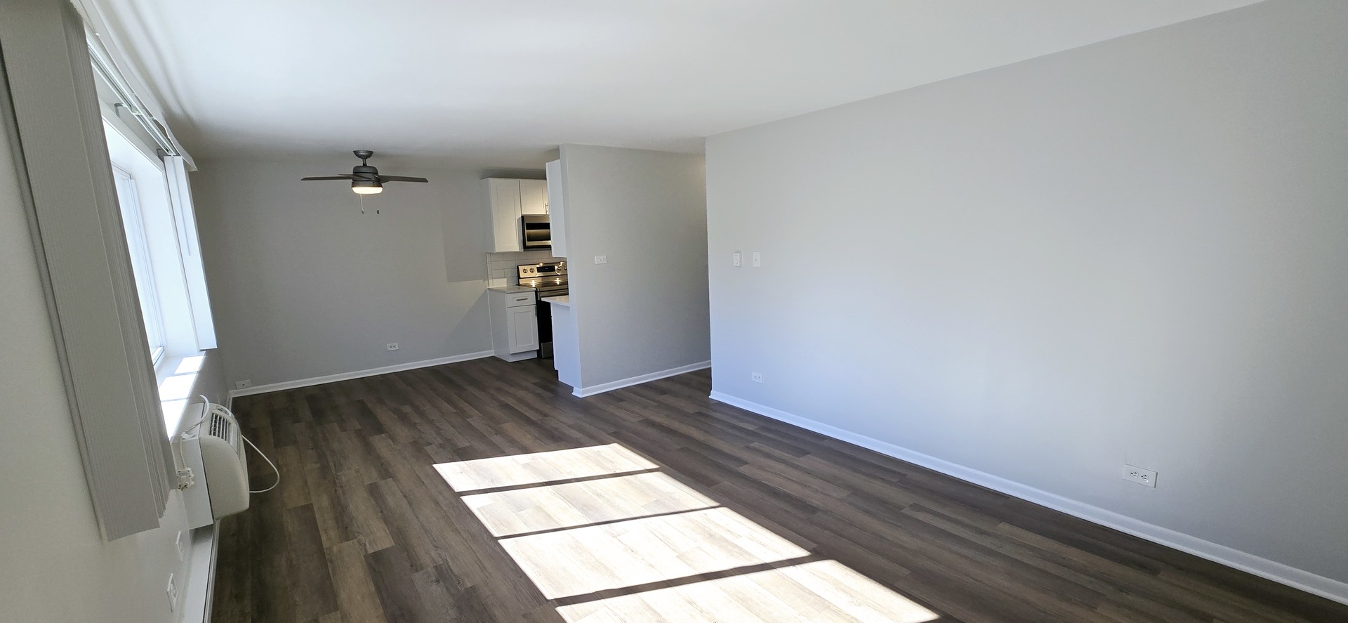 10 Oak Avenue #210, Westmont, IL 60559