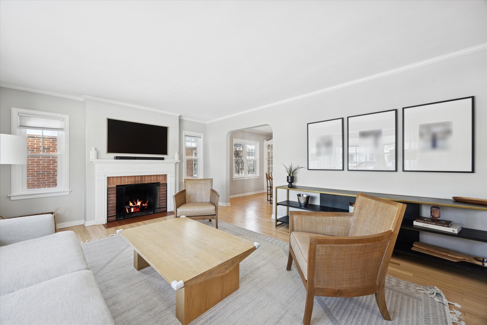 310 Leitch Avenue, La Grange, IL 60525