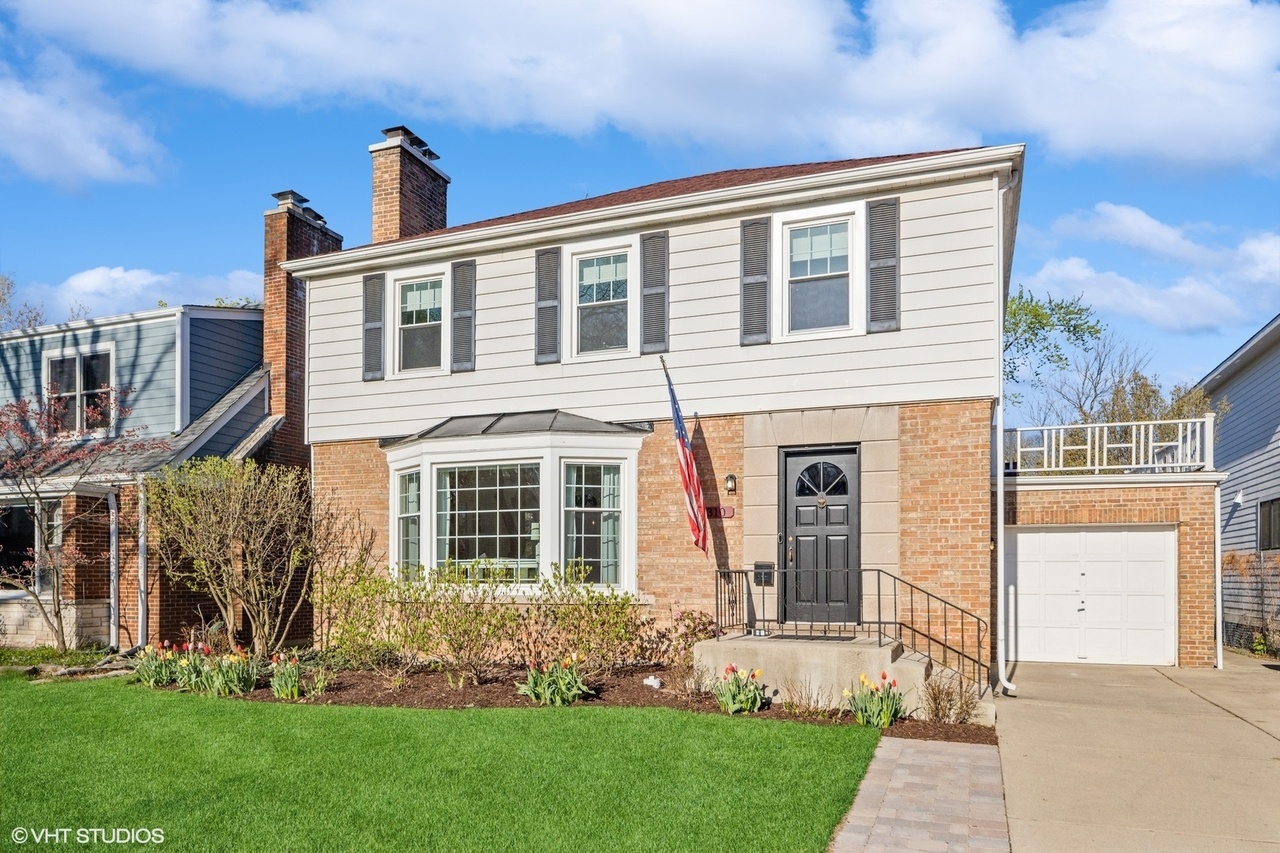 310 Leitch Avenue, La Grange, IL 60525