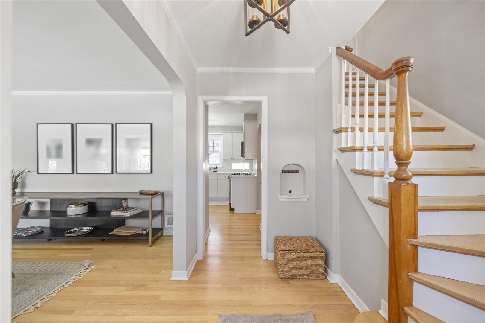 310 Leitch Avenue, La Grange, IL 60525