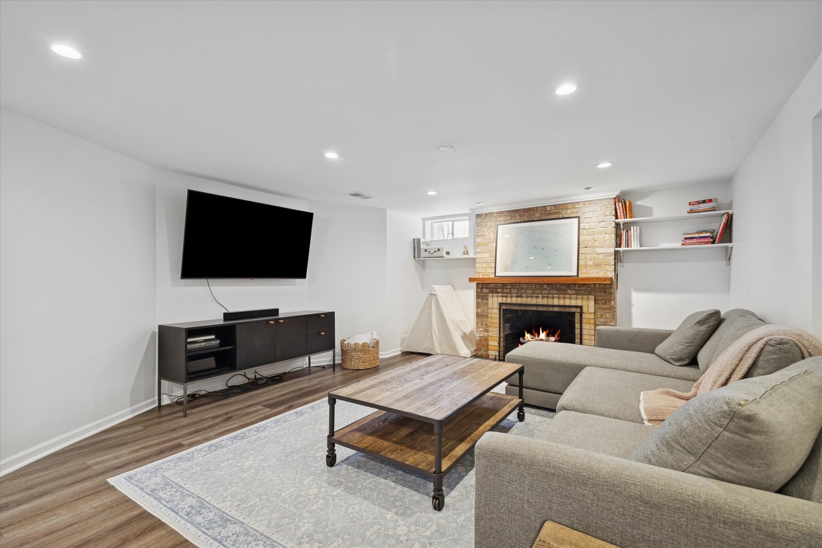 310 Leitch Avenue, La Grange, IL 60525