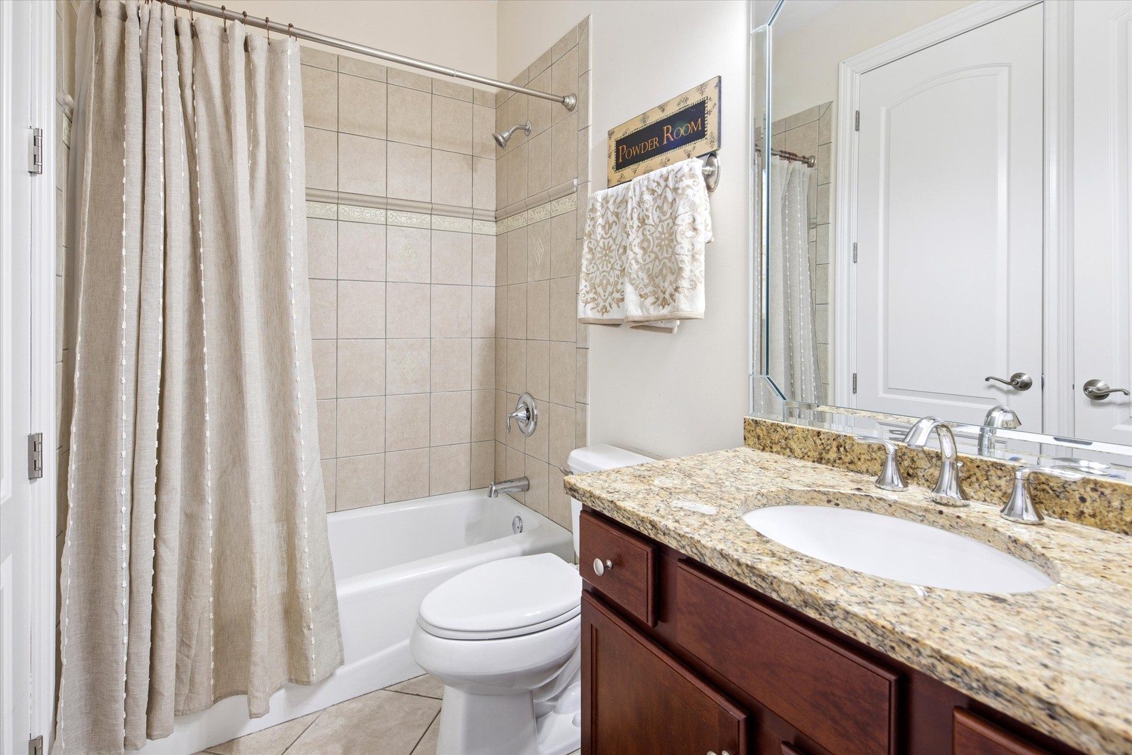 594 S Fairfield Avenue, Elmhurst, IL 60126