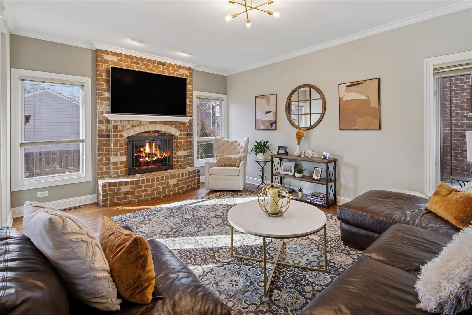 594 S Fairfield Avenue, Elmhurst, IL 60126