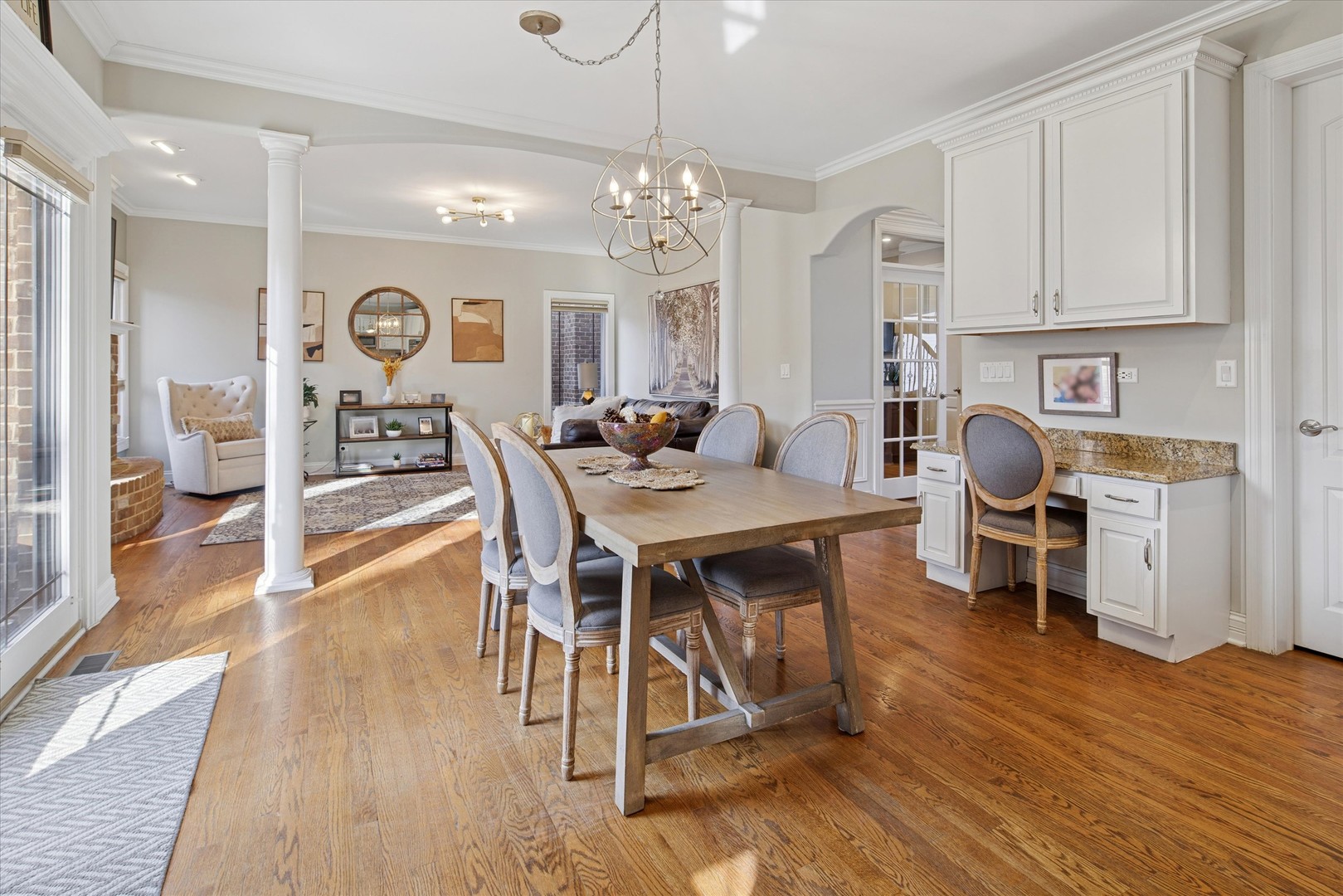 594 S Fairfield Avenue, Elmhurst, IL 60126