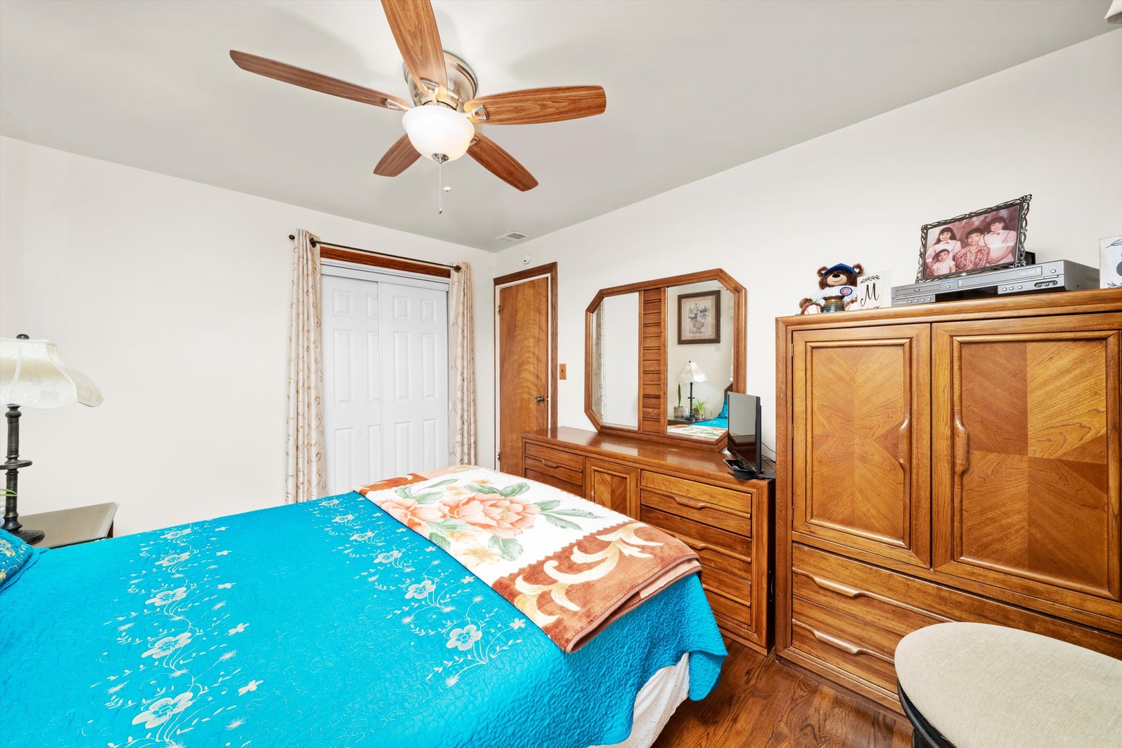 3048 Sherwood Avenue, Markham, IL 60428