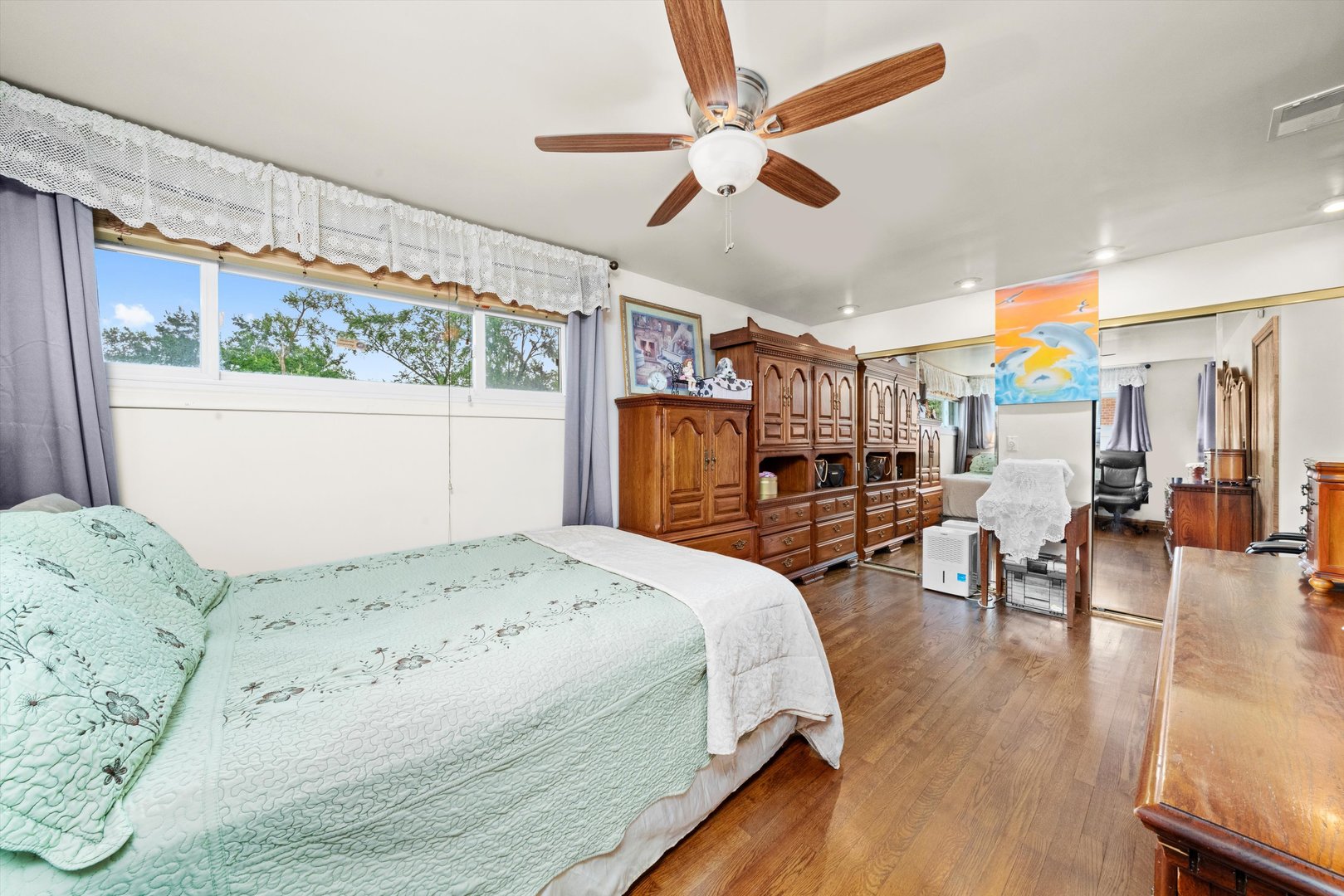 3048 Sherwood Avenue, Markham, IL 60428