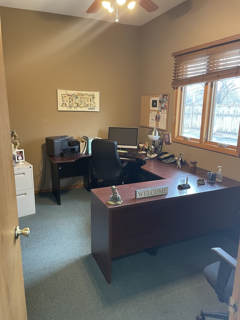 1200 E Lincoln Highway, New Lenox, IL 60451