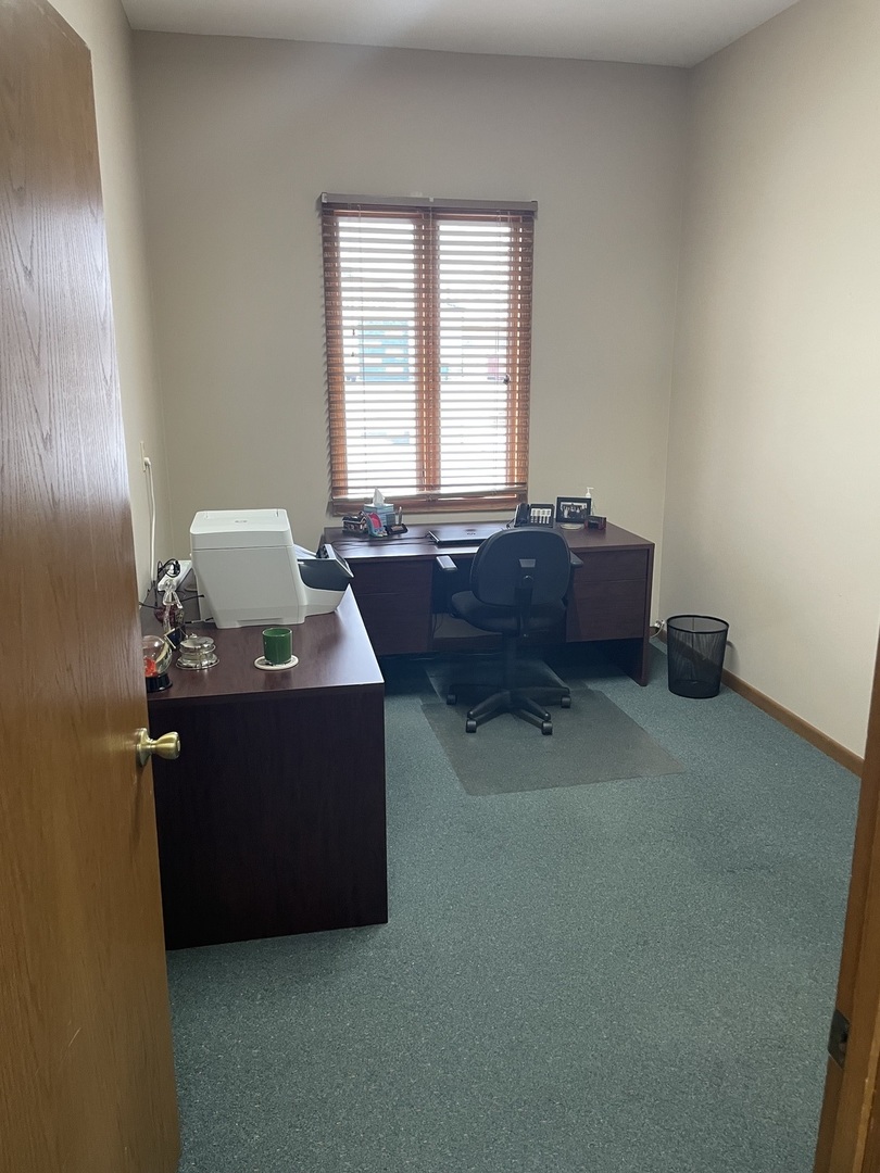 1200 E Lincoln Highway, New Lenox, IL 60451