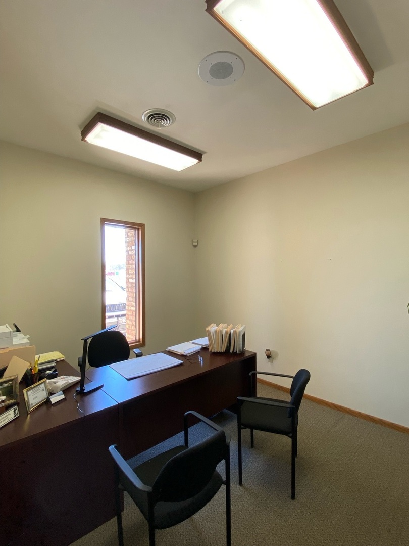 1200 E Lincoln Highway, New Lenox, IL 60451