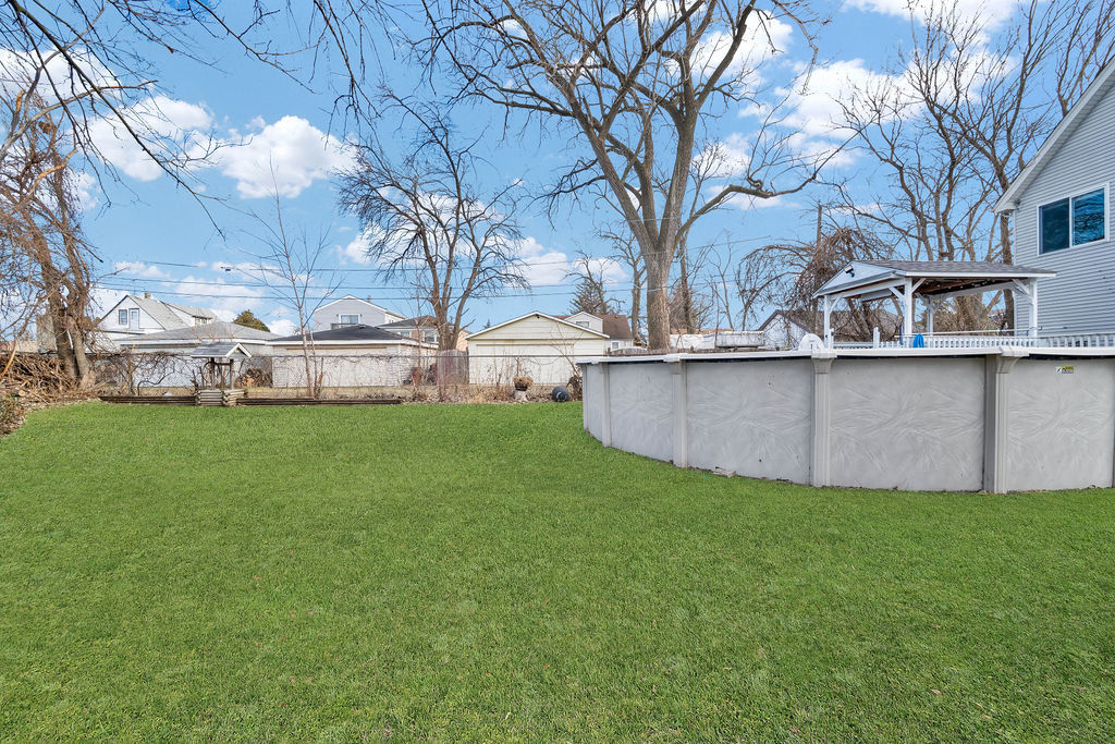 6120 W 98th Street, Oak Lawn, IL 60453