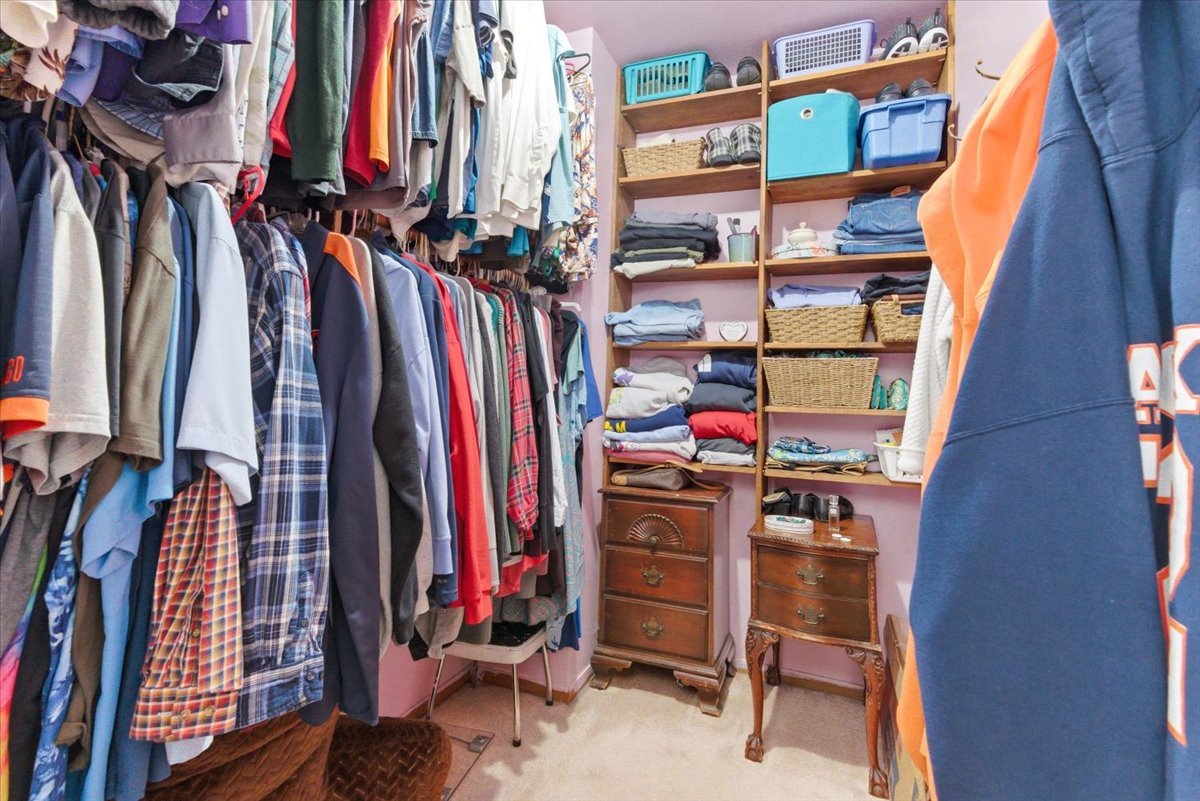 121 E Clarendon Drive, Round Lake Beach, IL 60073