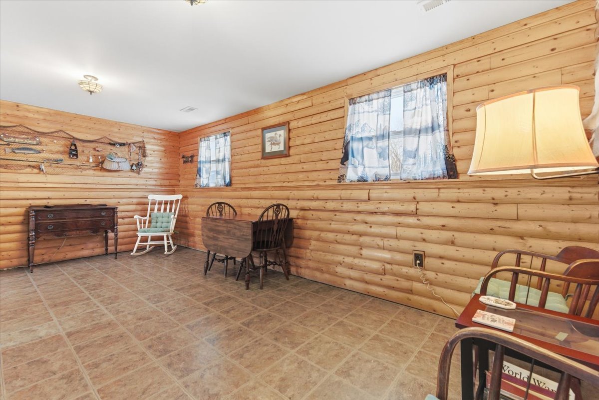 121 E Clarendon Drive, Round Lake Beach, IL 60073