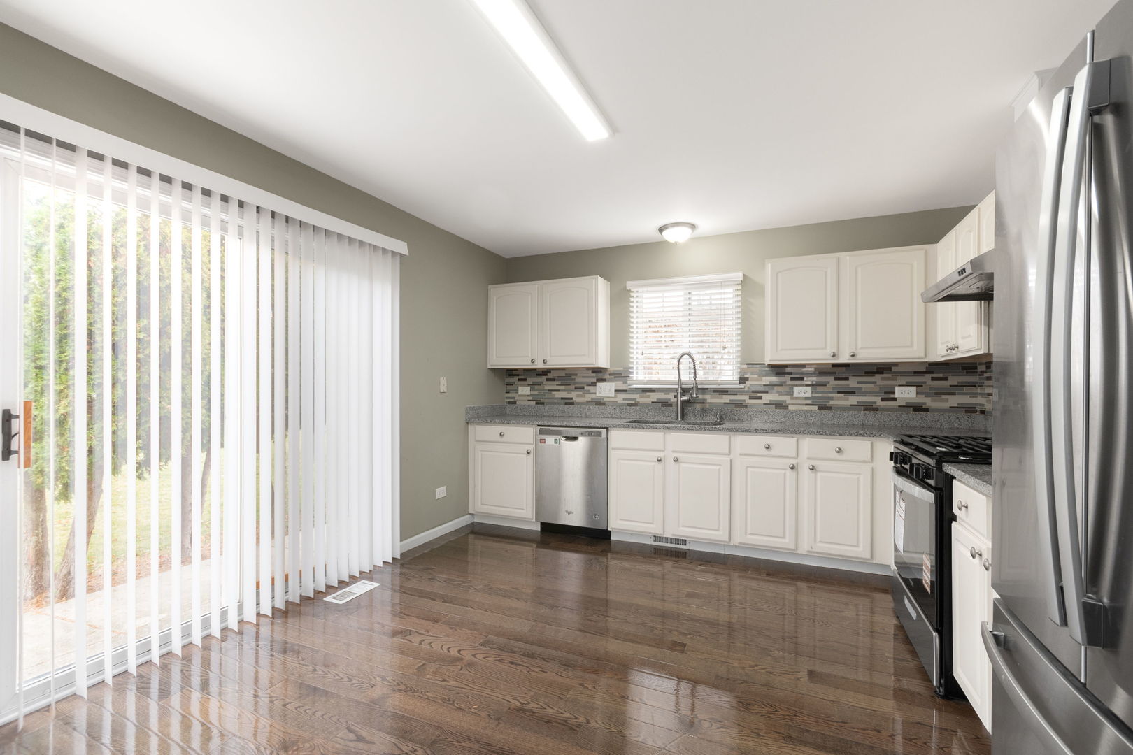 1308 Dahlgren Lane, Minooka, IL 60447