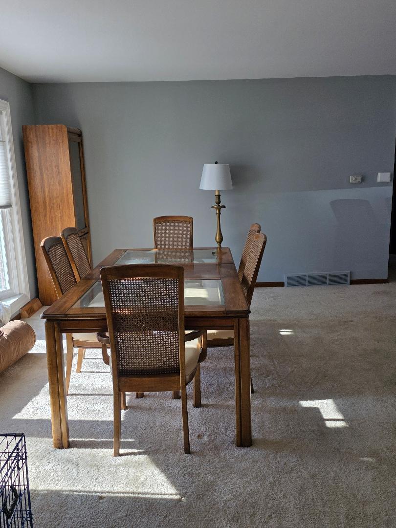 19 Pasadena Drive, Oswego, IL 60543