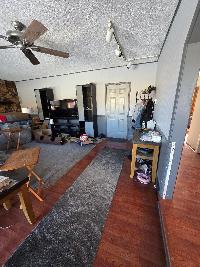 19 Pasadena Drive, Oswego, IL 60543