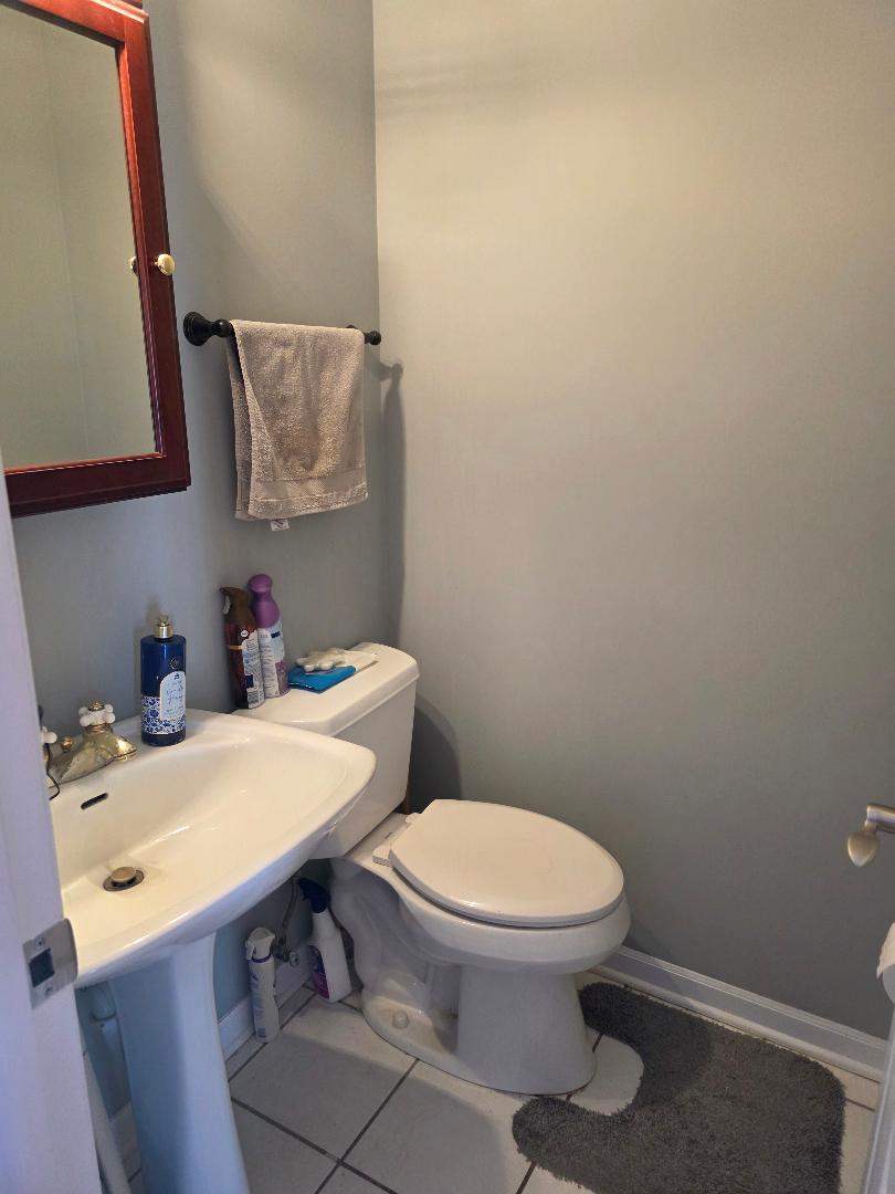 19 Pasadena Drive, Oswego, IL 60543