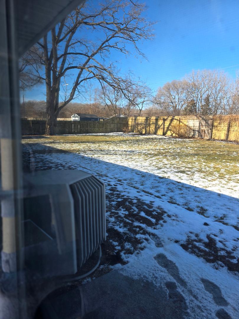 19 Pasadena Drive, Oswego, IL 60543