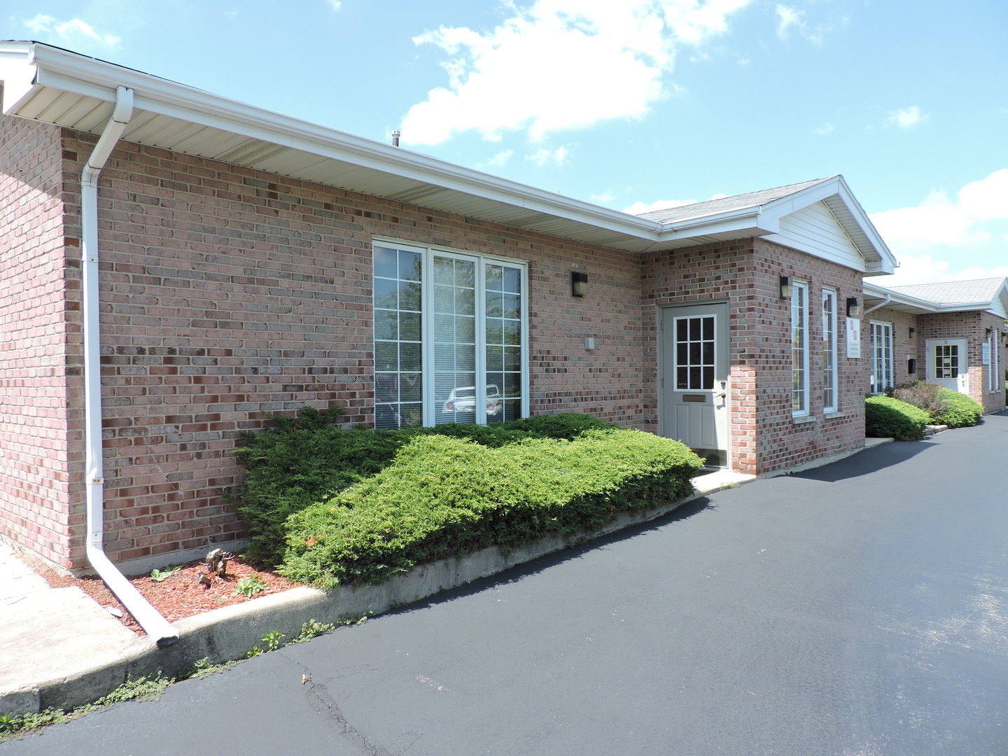 9405 Bormet Drive #10, Mokena, IL 60448